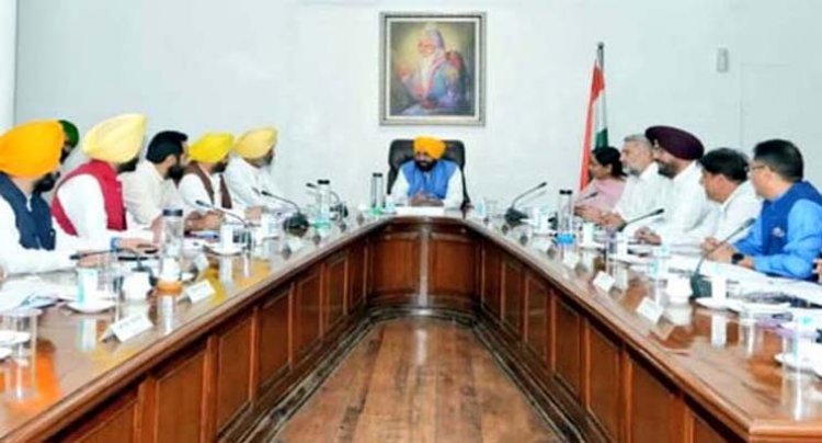 image_750x_62c53d837bfd7