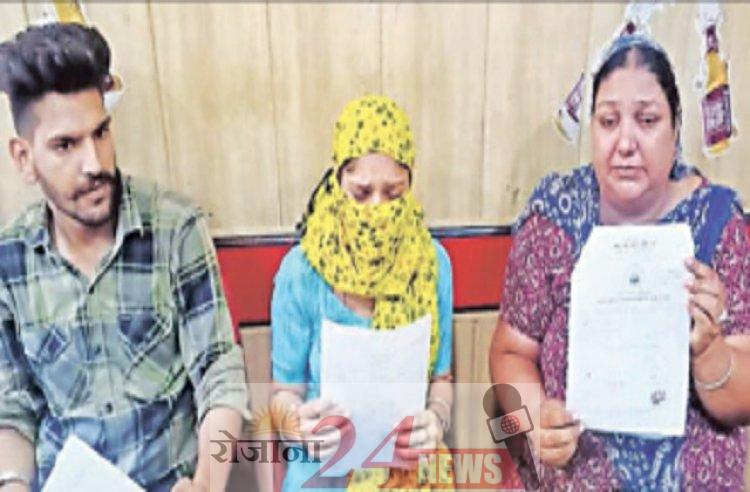 image_750x_633835e8755f3