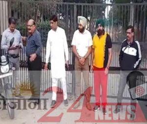 image_750x_637728187294b