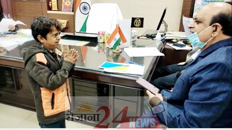 image_750x_6387094d3a934