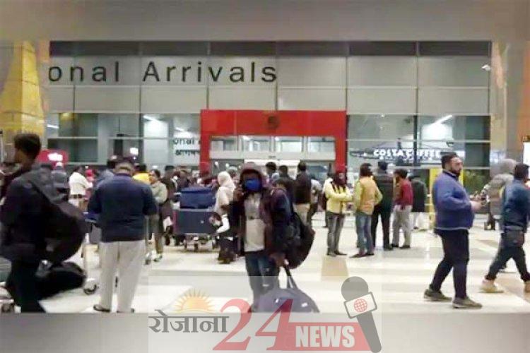 image_750x_63aa9a751ce3e