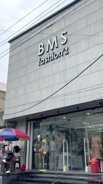 fQnllujboUclCSUyq0m3U.256